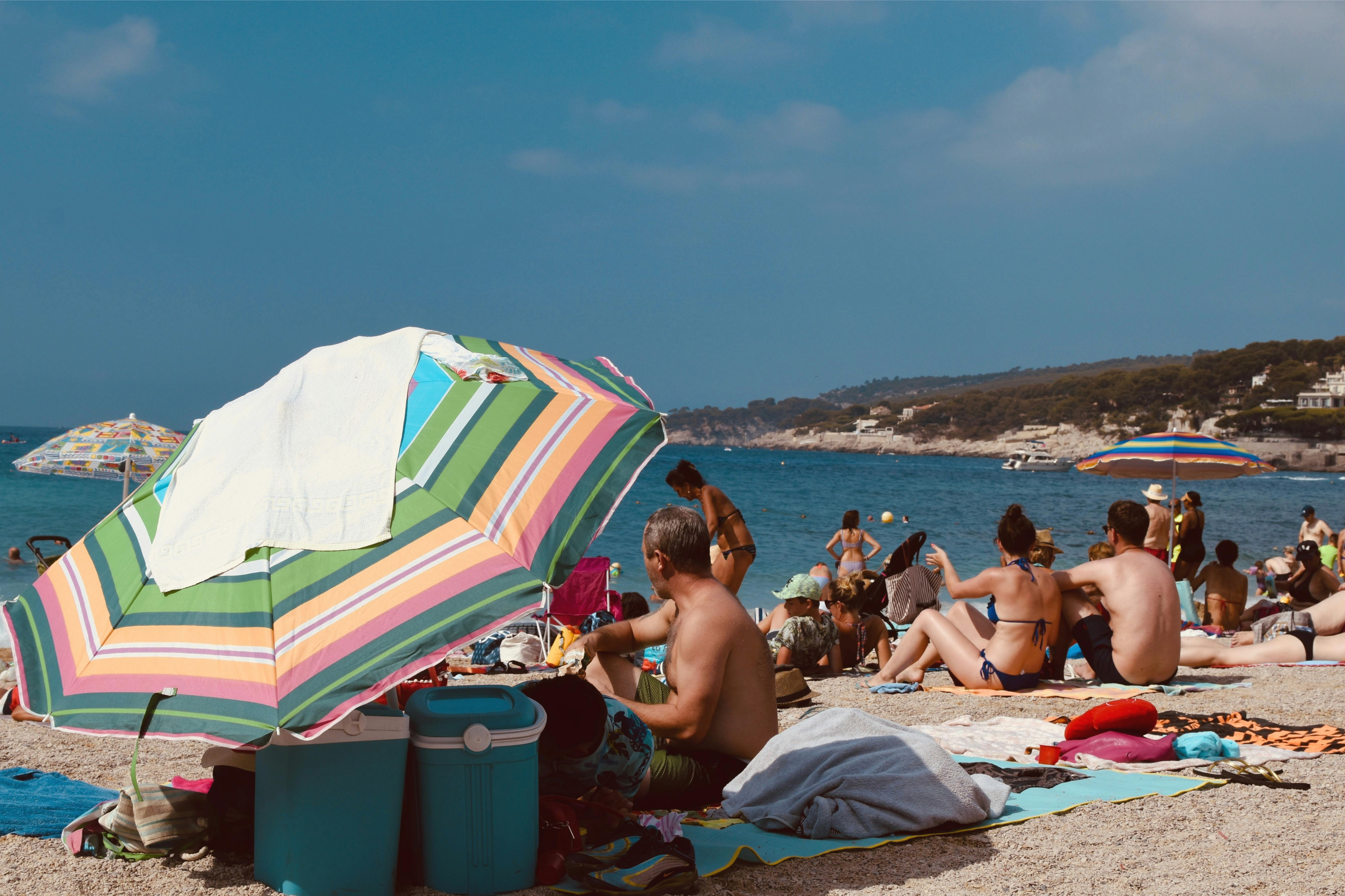 Événements Côte d'Azur influençant les prix Airbnb