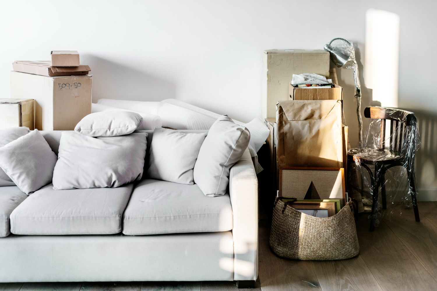 Property with boxes and furniture after a checkout, to document for a claim