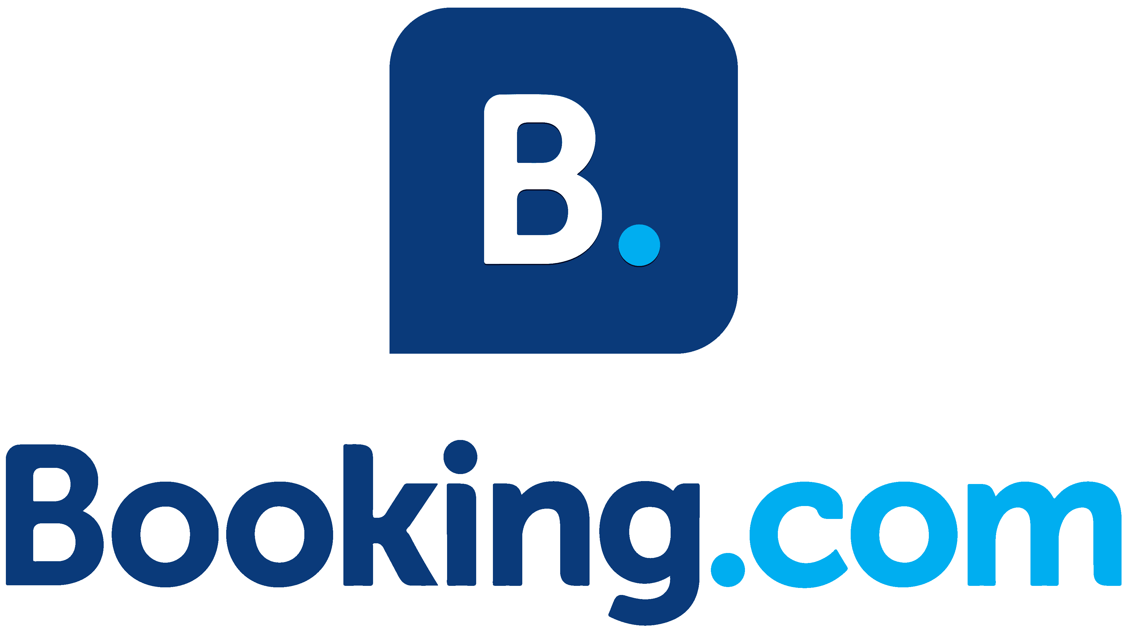 Voyageurs d'affaires réservant un logement sur Booking.com
